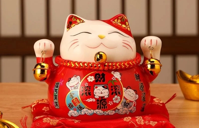Mèo vẫy tay tượng trưng cho sự may mắn, phát tài