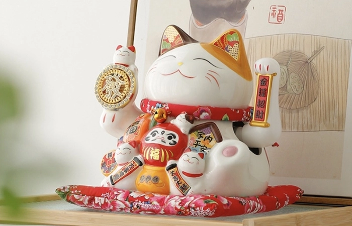 Mèo ngoắc khách giúp thu hút khách hàng, tài lộc dồi dào