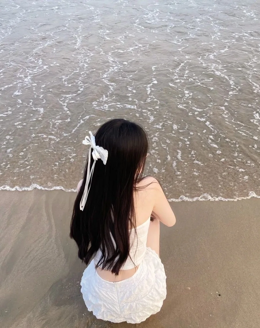 Ảnh gái đẹp làm avatar che mặt hoàn hảo cho hình đại diện ấn tượng
