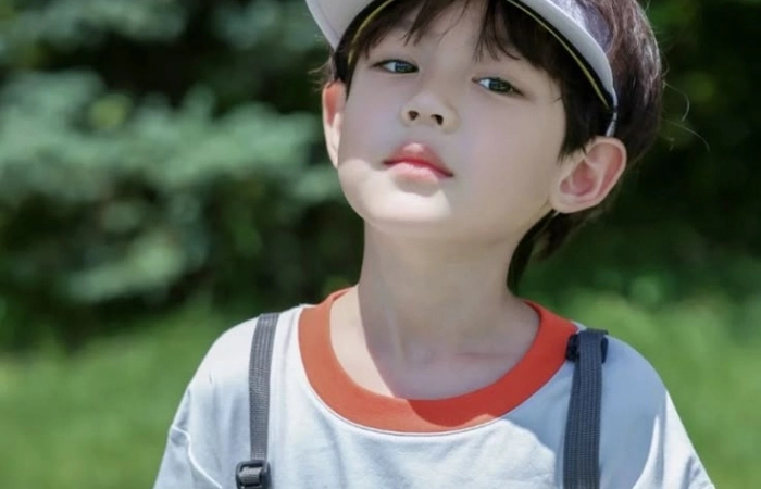 Ảnh avatar em bé cute siêu dễ thương