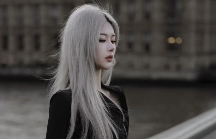 Bí ẩn và cuốn hút với avatar đen ngầu nữ