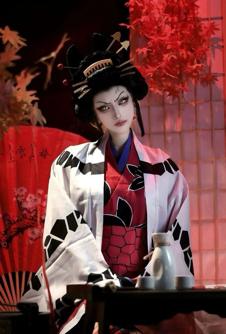 Cosplay daki những tạo hình đầy mê hoặc của nữ quỷ