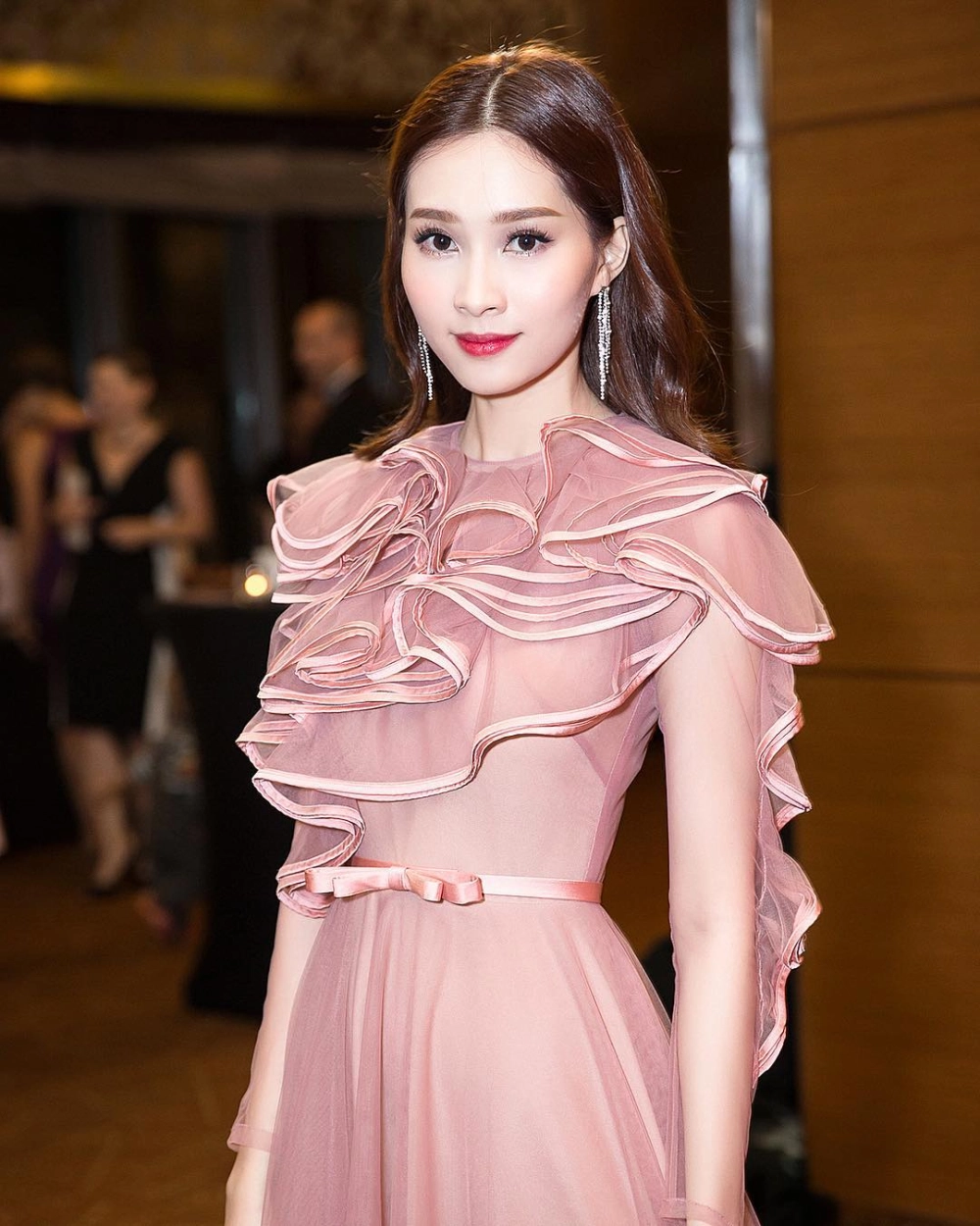 Địa chỉ nổi bật tại 6 Đặng Văn Ngữ thu hút giới trẻ ghé thăm