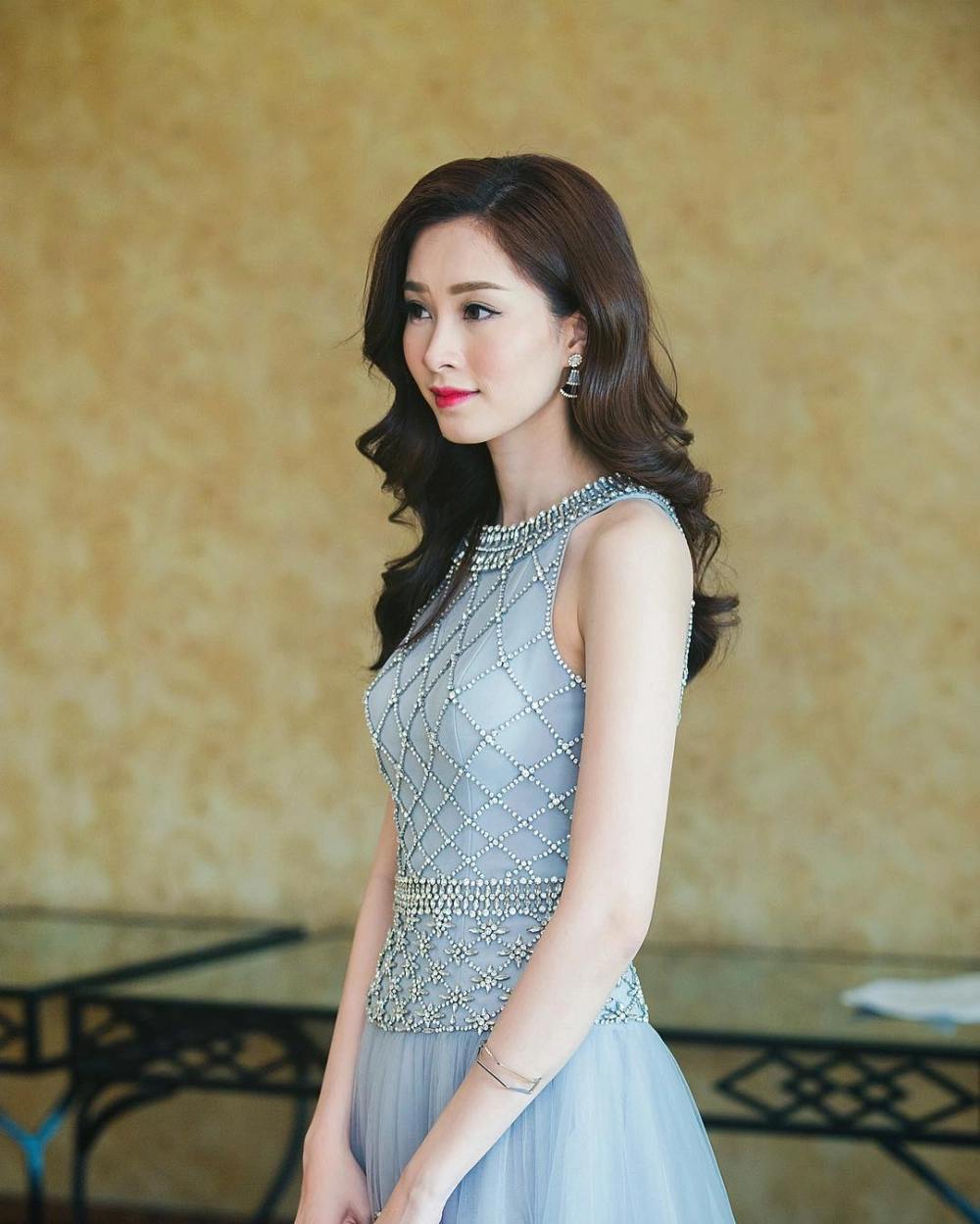 Nhan sắc không tì vết của Đặng Thu Thảo qua loạt ảnh mới