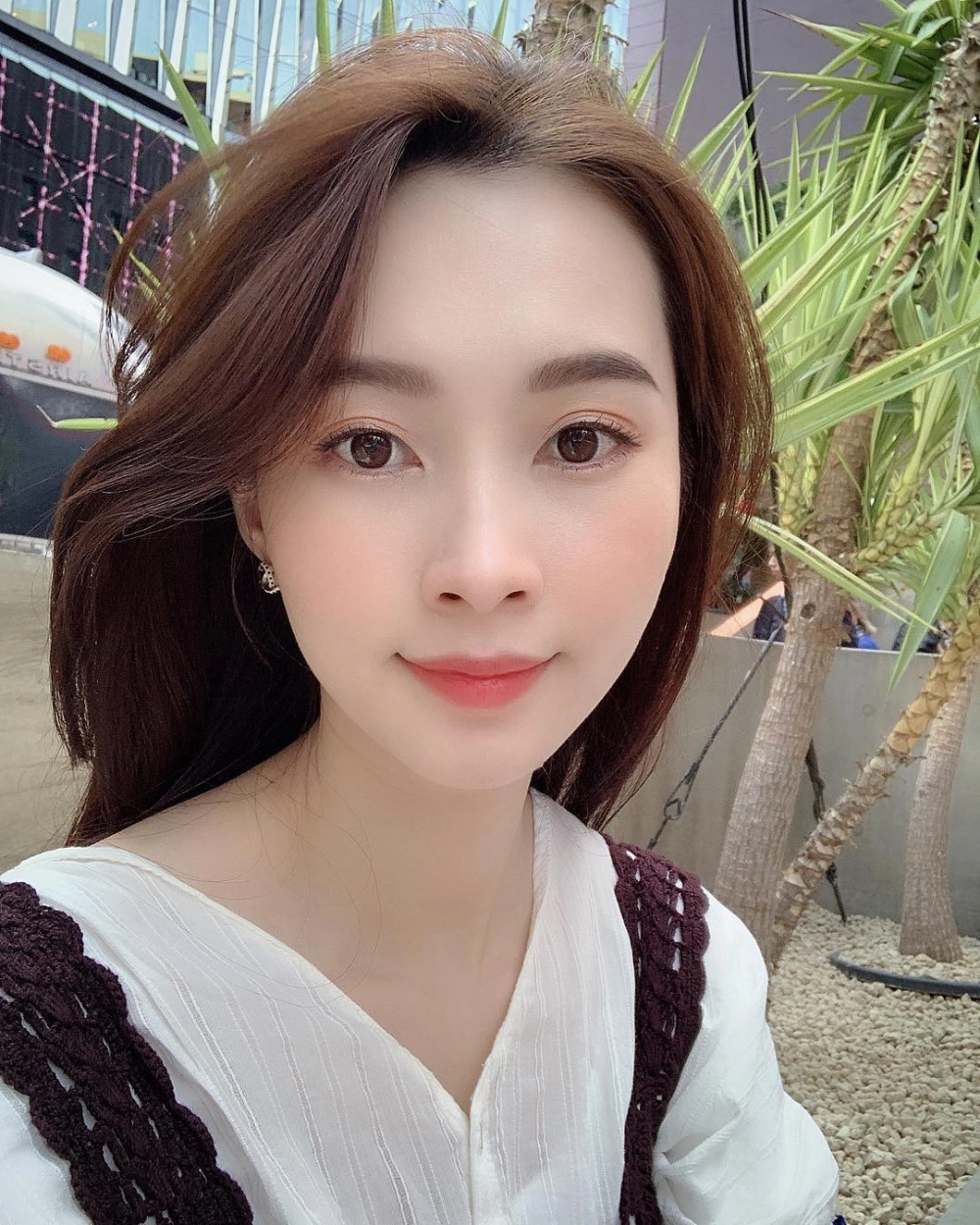 Khoảnh khắc lãng mạn của Đặng Thu Thảo Trung Tín được chia sẻ lại