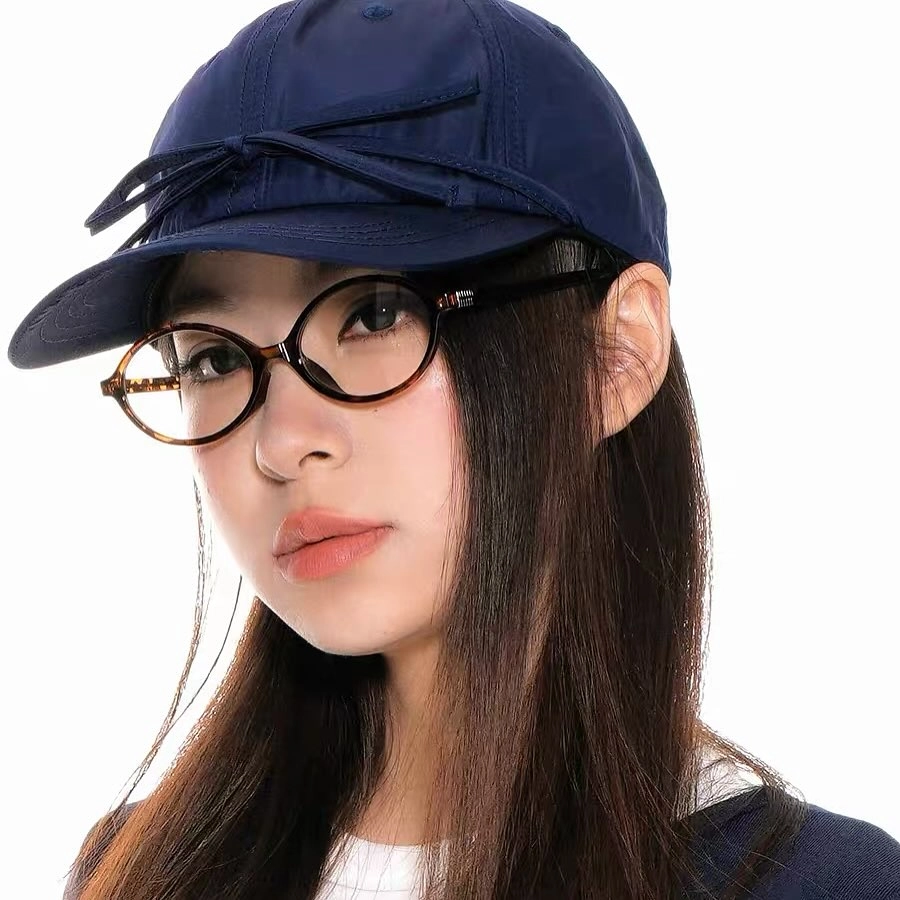Gai deo kinh sở hữu nét duyên dáng cùng ánh mắt biết nói