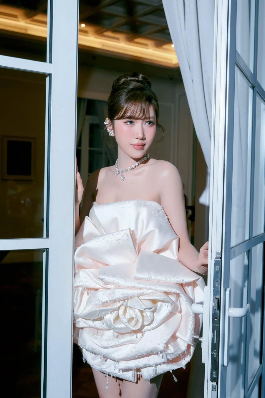 Gai đep viet nam cuốn hút bởi nét đẹp nhẹ nhàng và thanh thoát