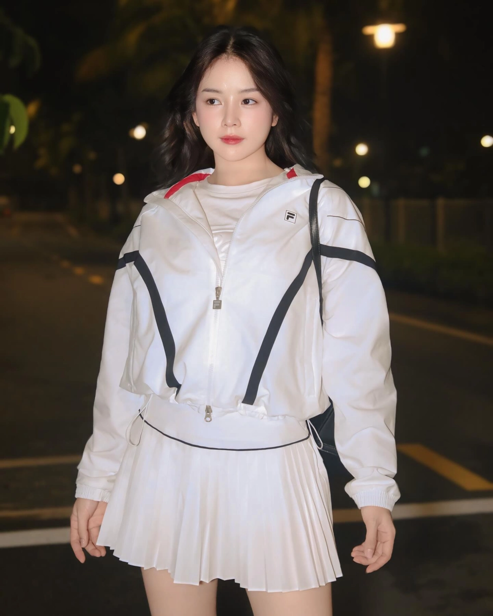 Diễn xuất ấn tượng của DJ Mie đóng phim quỷ cẩu khiến fan tò mò