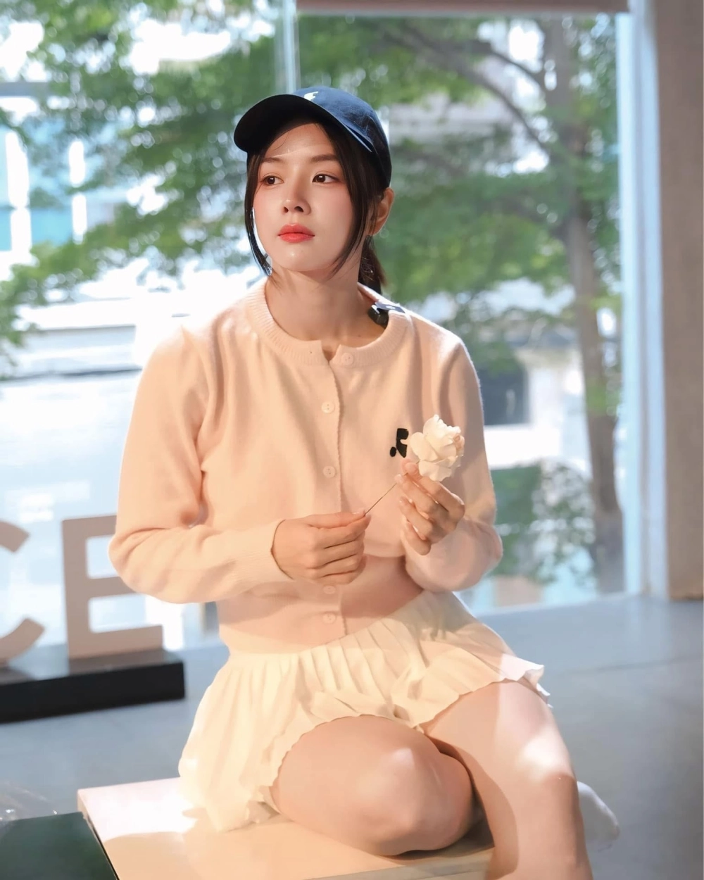 Những khoảnh khắc đẹp nhất của hình ảnh DJ Mie trên sân khấu