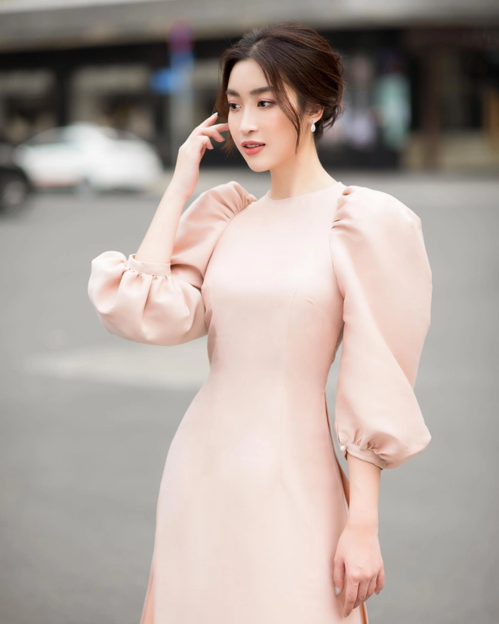 Cận cảnh nhan sắc của Hoa hậu Đổ Mỹ Linh