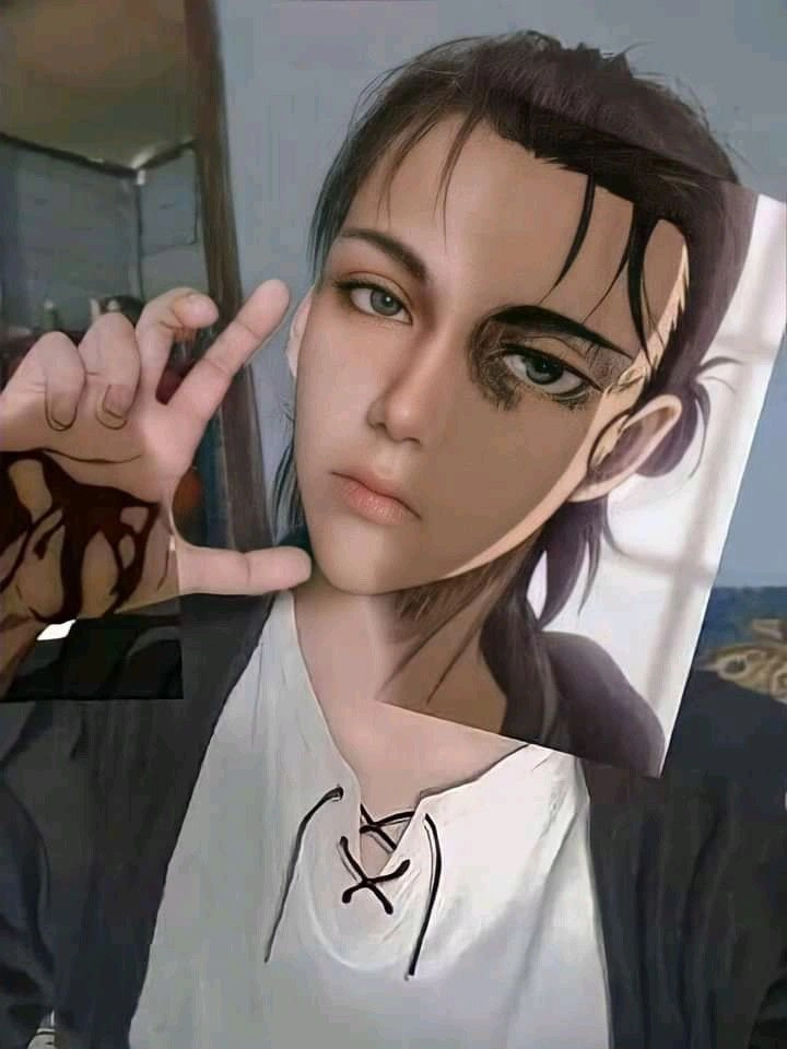 Eren cosplay với thần thái cuốn hút đầy khí chất