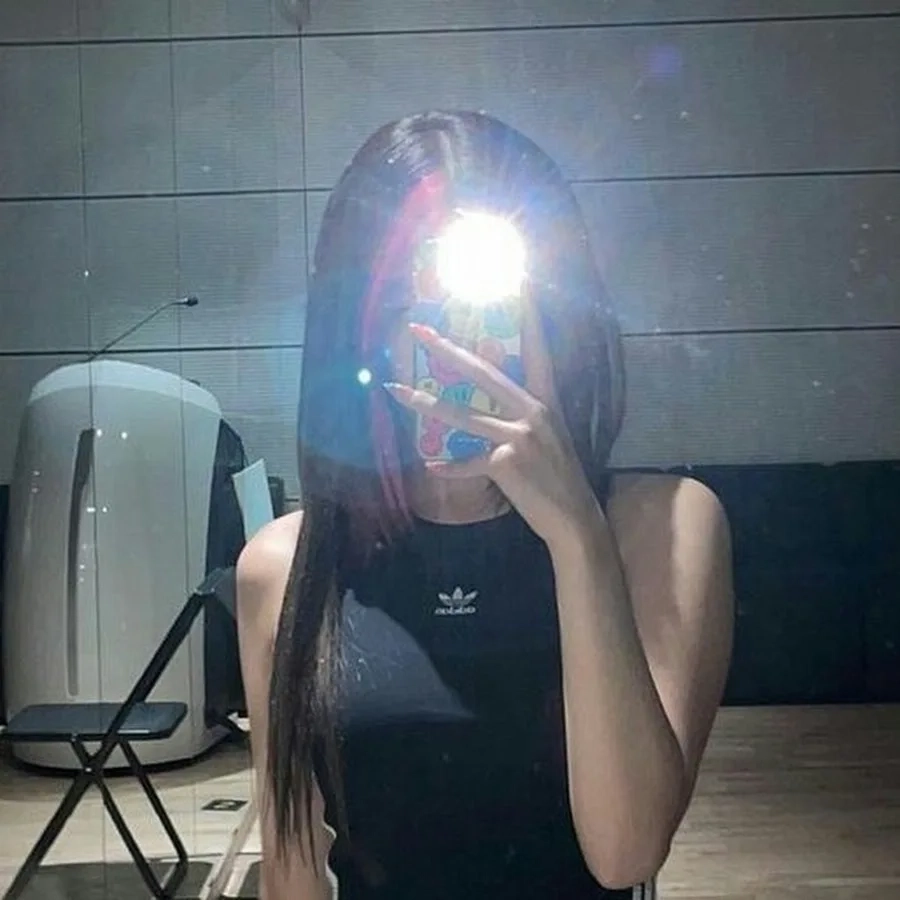 Ảnh gái đẹp che mặt ngầu thần thái sang chảnh cực kỳ nổi bật