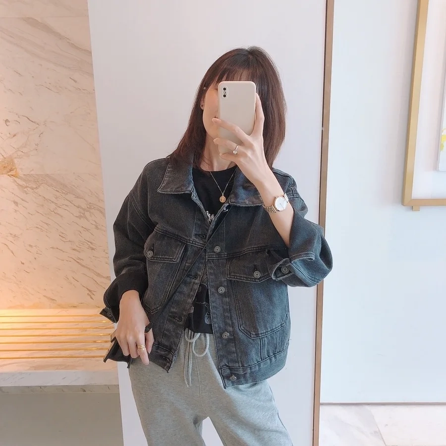 Hình ảnh cô gái đẹp che mặt thanh lịch và gợi cảm đến từng chi tiết