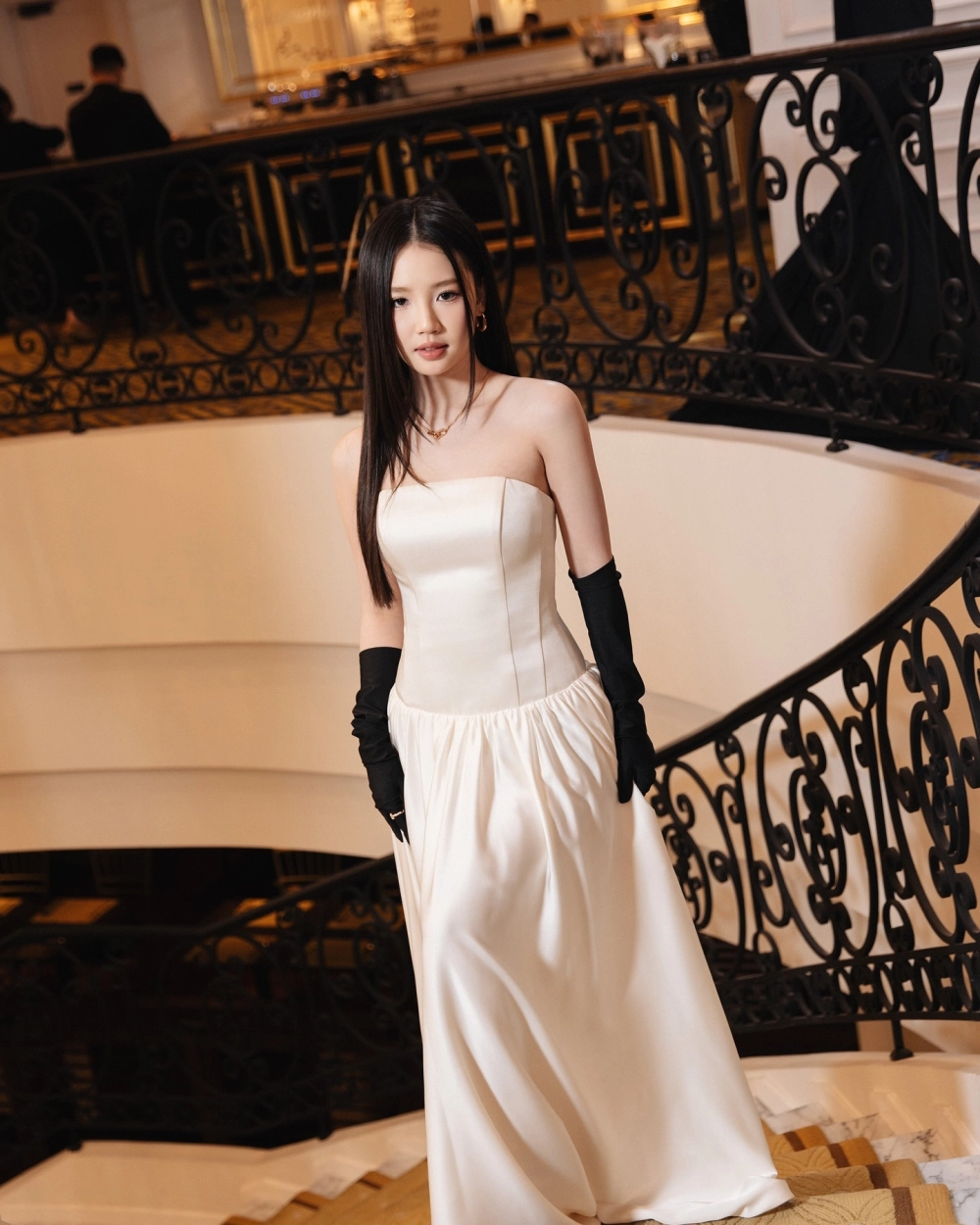Ảnh gái xinh đẹp cute dịu dàng trong từng chi tiết nhỏ đầy cuốn hút