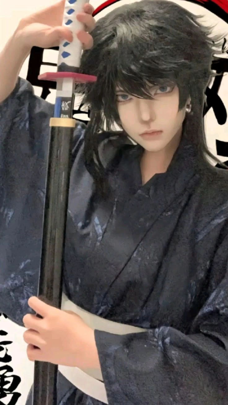 Demon Slayer Giyuu cosplay hình tượng đầy mạnh mẽ