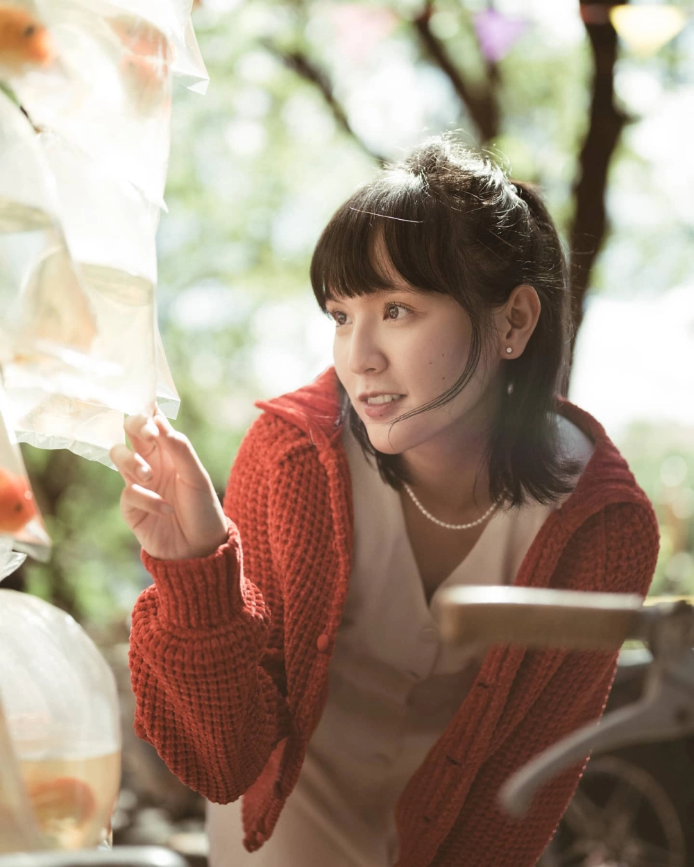 Nhan sắc cuốn hút của Hải Tú trong bộ ảnh mới gây sốt mạng xã hội