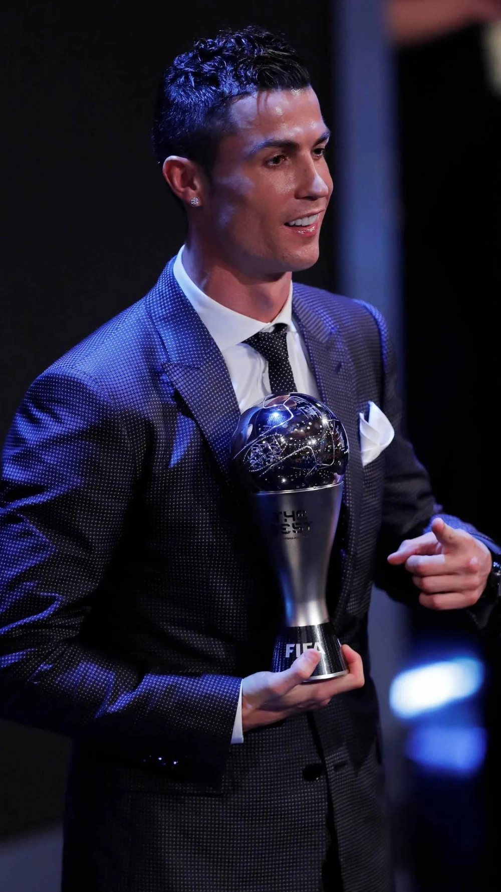 Bộ sưu tập hình nền Ronaldo Siu cực chất cho fan bóng đá