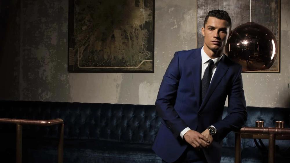 Trang trí màn hình với hình nền Ronaldo đẹp cho máy tính độc đáo