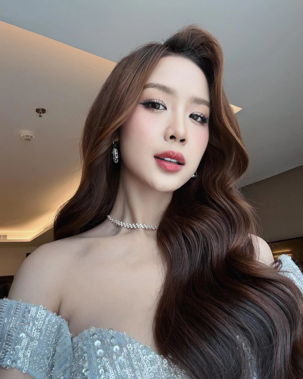Thần thái đỉnh cao của Bảo Ngọc hoa hậu 2022
