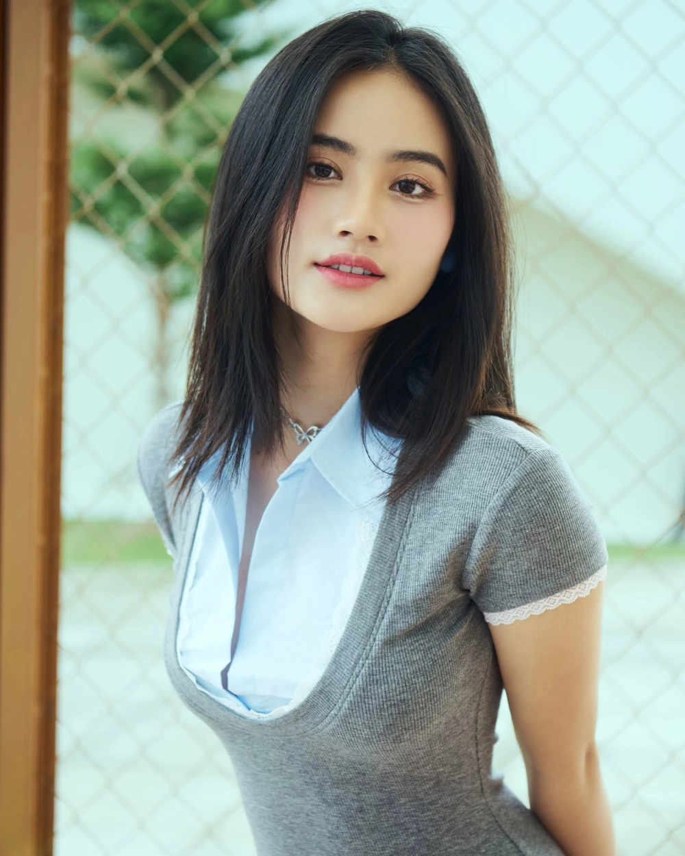 Thông tin về gia đình Hoa Hậu Ý Nhi