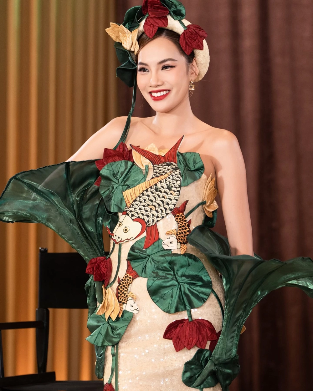 Chiều cao thật của Hoa Hậu Lê Hoàng Phương Cao Bao Nhiêu khiến fan trầm trồ