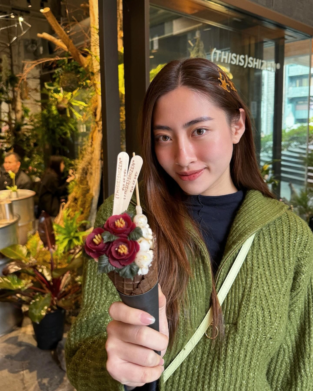 Luong Thuy Linh giản dị mà rạng rỡ trong bộ ảnh đời thường ấn tượng