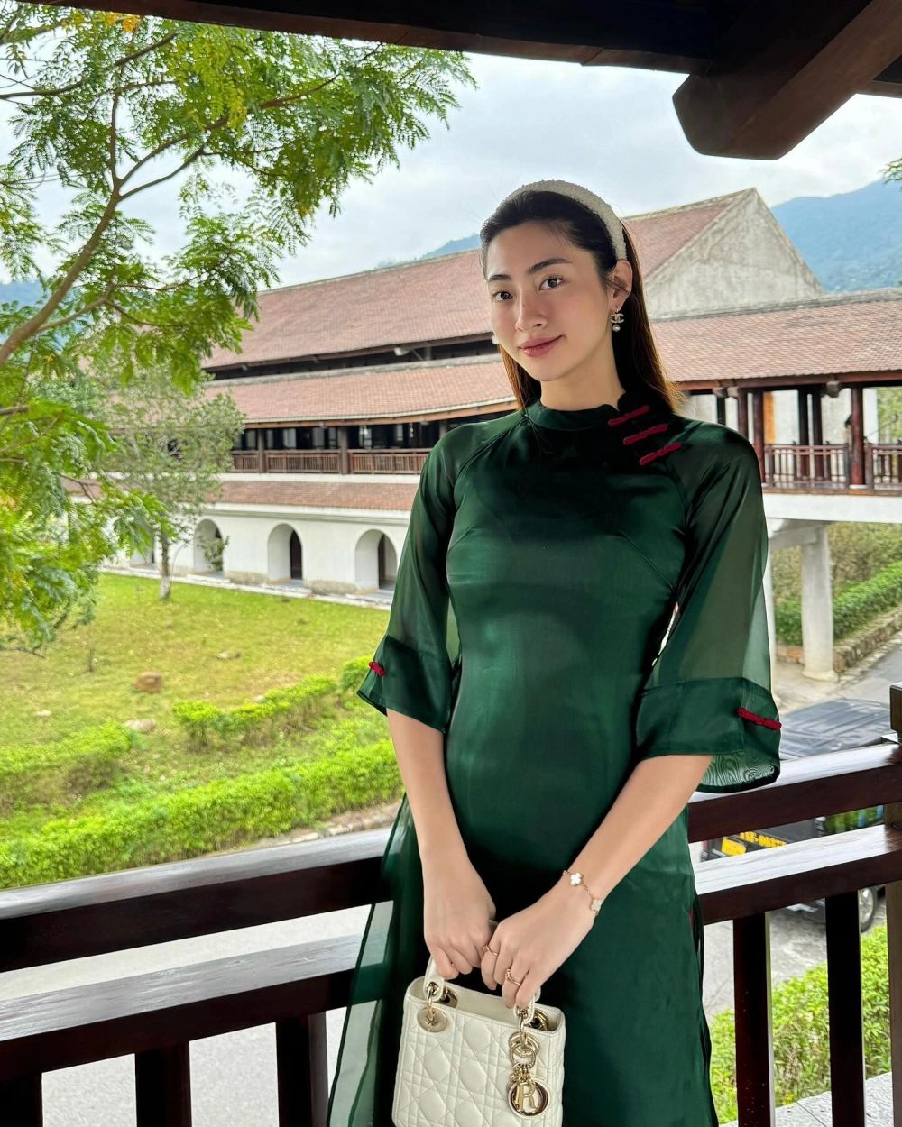 Tiểu sử Hoa hậu Lương Thuỳ Linh ghi dấu hành trình đầy nỗ lực và thành công