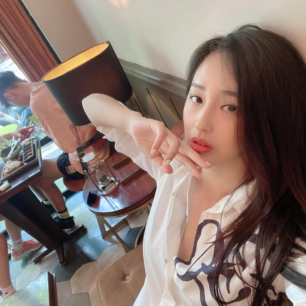 Tìm hiểu tiểu sử hoa hậu Mai Phương Thuý từ cô sinh viên đến ngôi sao