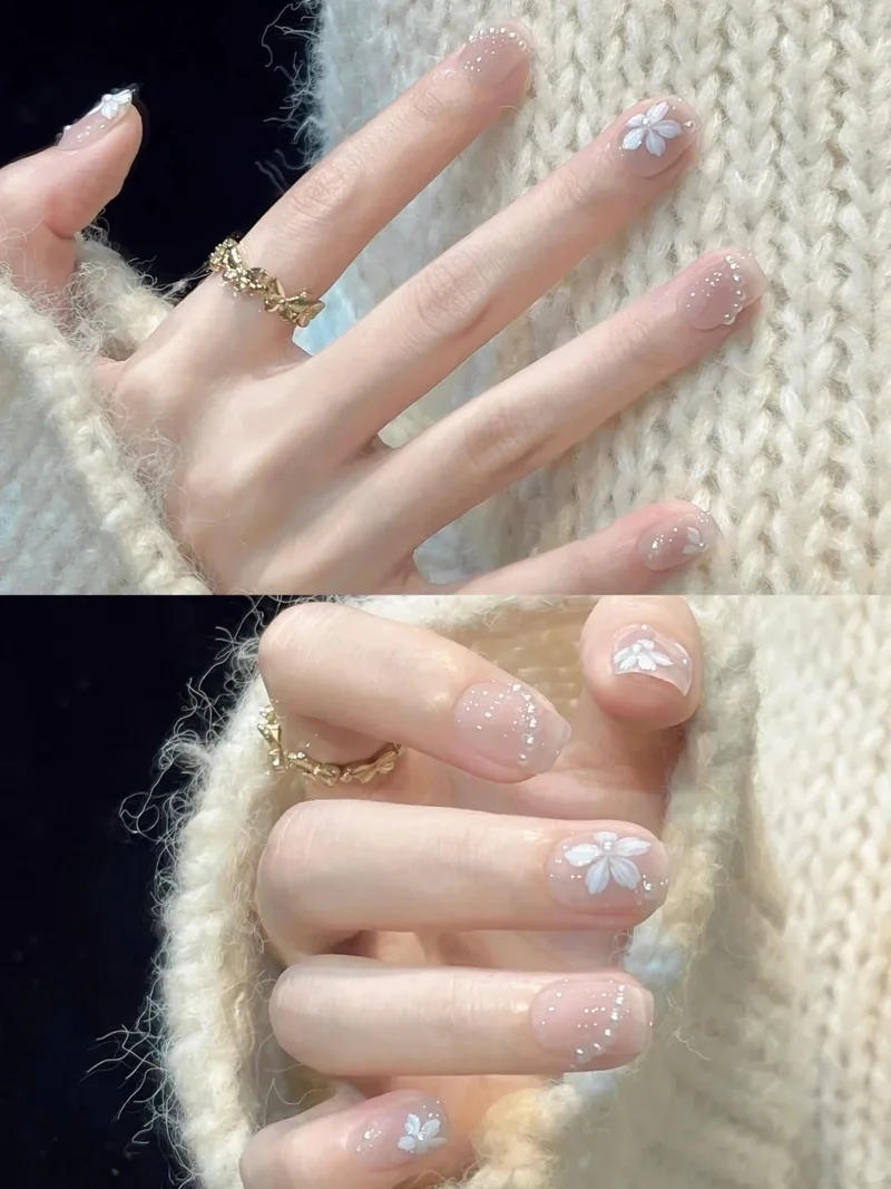 Nail đơn giản móng ngắn nhưng vẫn sang trọng