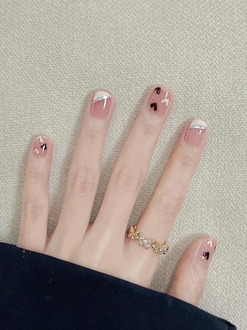 Nail đơn giản xinh nhưng vẫn cực kỳ thu hút