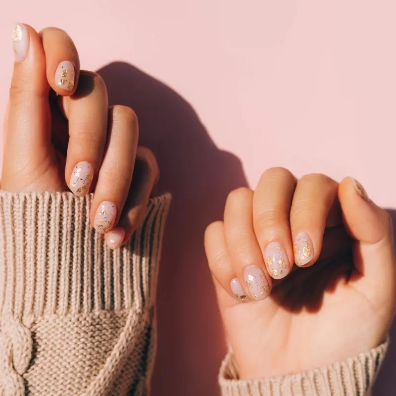 Mẫu nail đẹp sang chảnh dành cho nàng yêu thích sự nổi bật