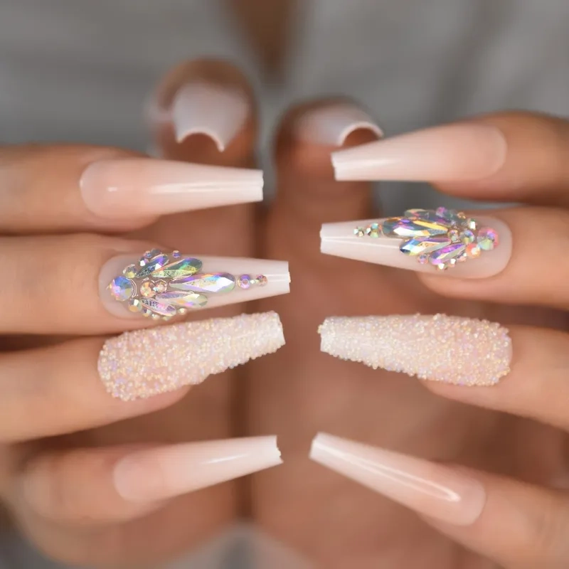 Bộ nail sang chảnh giúp nàng tự tin tỏa sáng