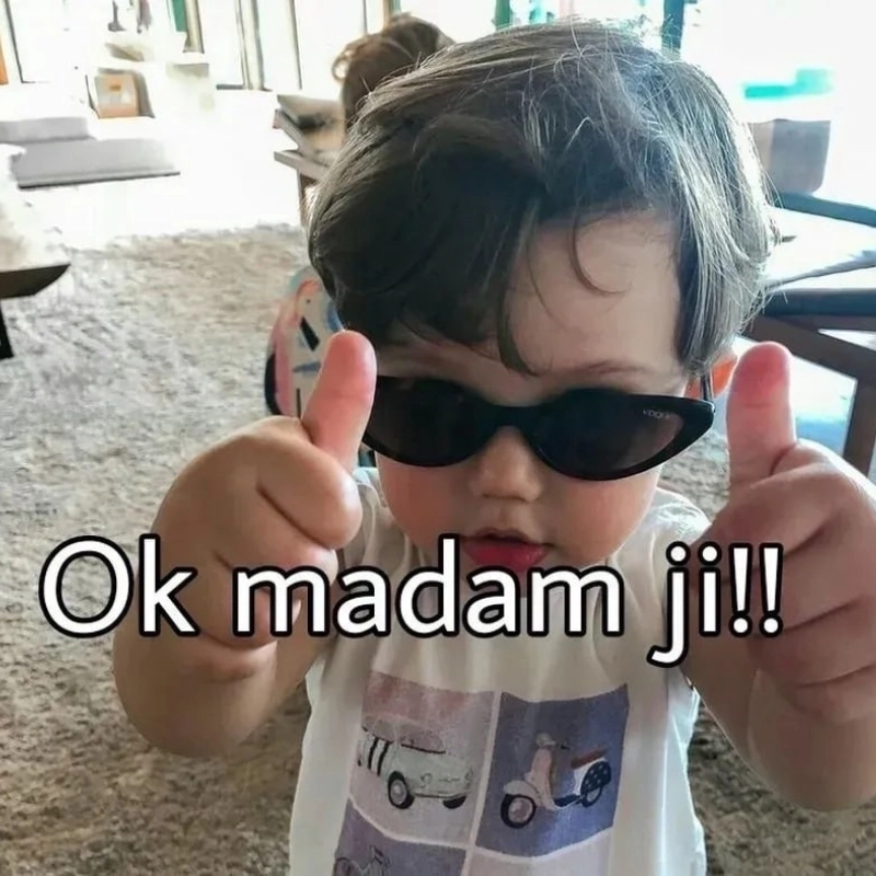 Khi bạn muốn thể hiện tình cảm nhưng hơi quá đà i like you this much meme