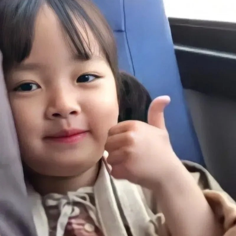 Nếu bạn thấy thú vị, đừng quên chia sẻ 101 biểu cảm meme bạn không nên bỏ qua