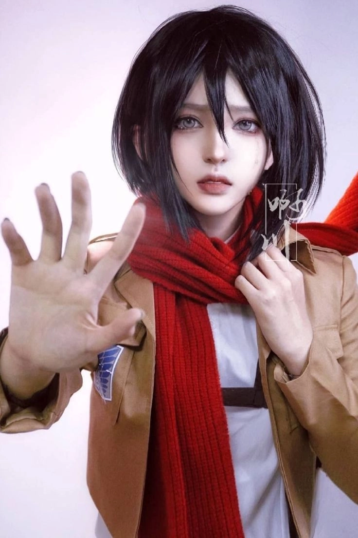 Mikasa cos tái hiện hình ảnh nữ chiến binh mạnh mẽ