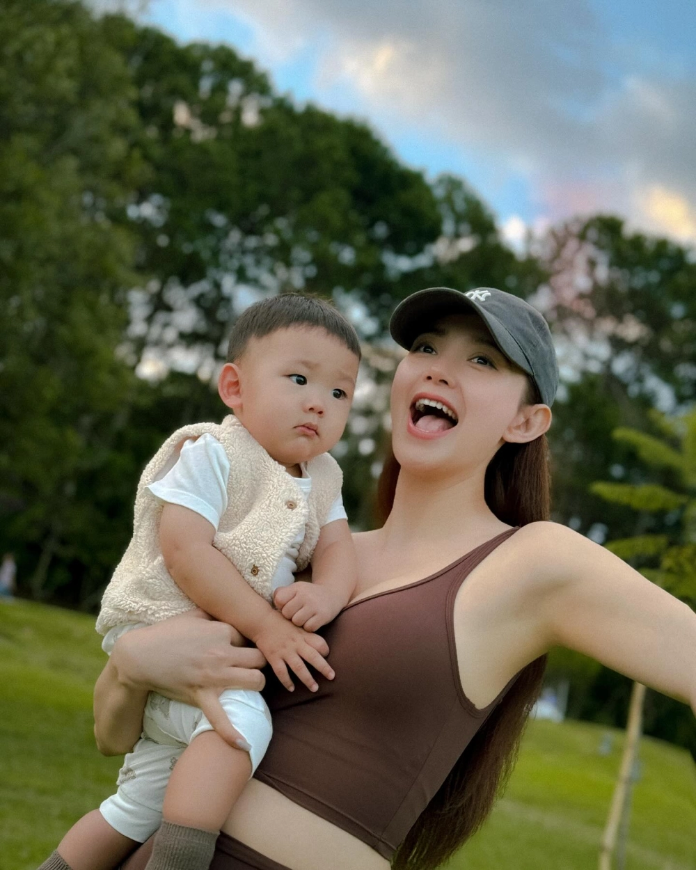 Hình ảnh xưa hiếm có diễn viên điện ảnh Thẩm Thúy Hằng