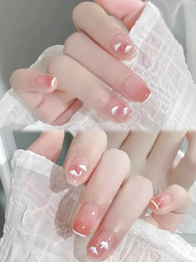 Những mẫu vẽ móng tay đẹp đơn giản giúp nàng luôn nổi bật