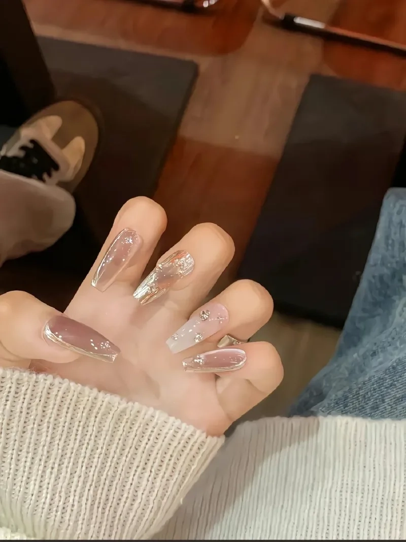 Sơn gel vẽ đơn giản hot trend nàng không thể bỏ lỡ
