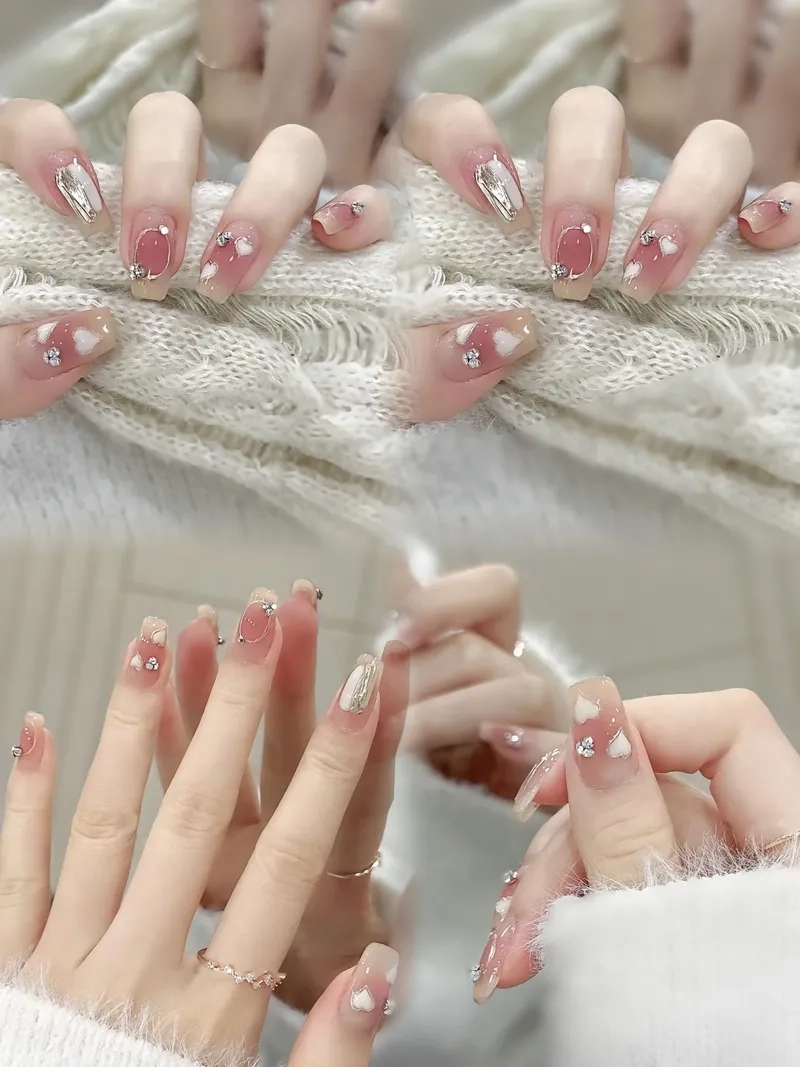 Nail màu thạch hồng tạo chiều sâu cuốn hút cho đôi tay
