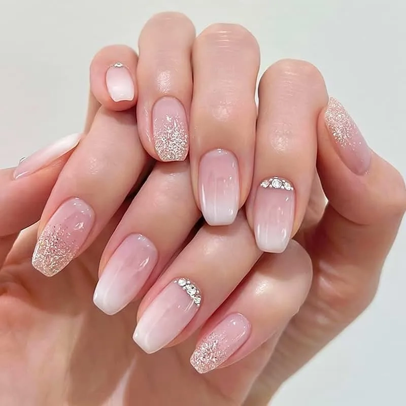Gắn hột móng tay đơn giản dành cho người mới