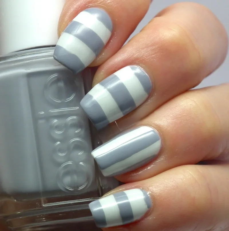Gợi ý các mẫu nail kẻ giúp móng tay thêm ấn tượng