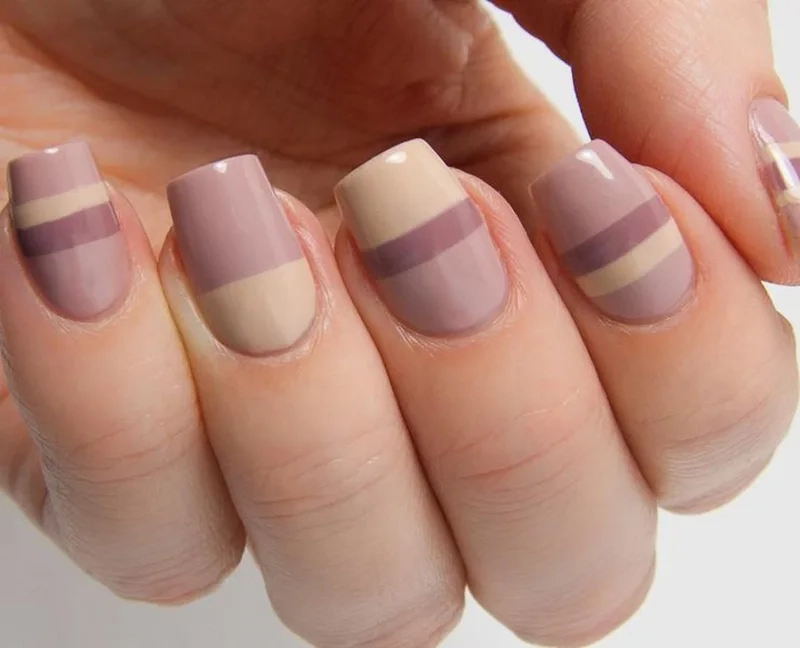 Bộ sưu tập các mẫu nail kẻ đẹp đơn giản ai cũng mê