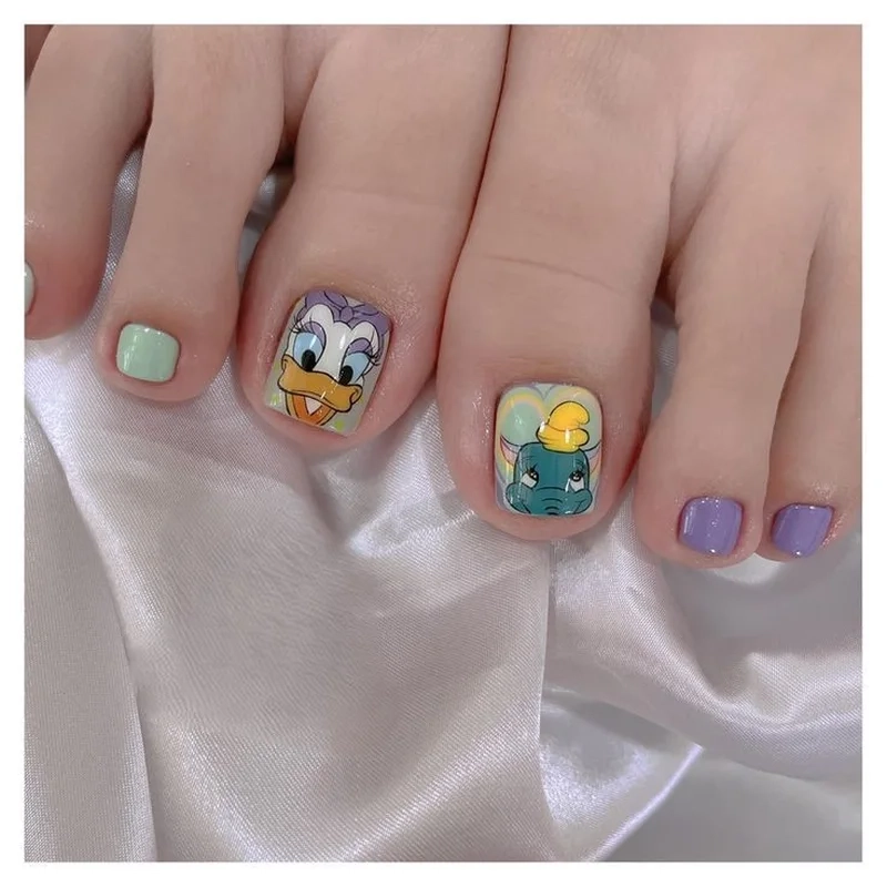 Nail chân hoạt hình giúp đôi chân xinh xắn hơn bao giờ hết