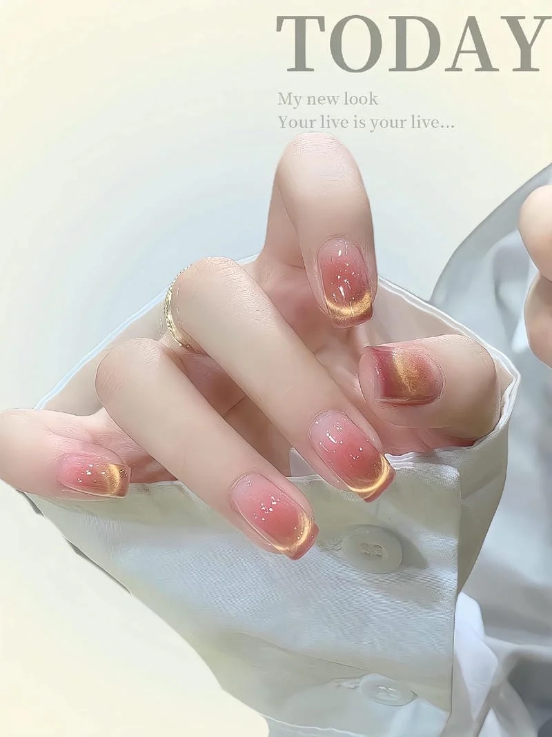 Cách sơn móng gel mắt mèo dễ dàng giúp đôi tay thêm phần nổi bật