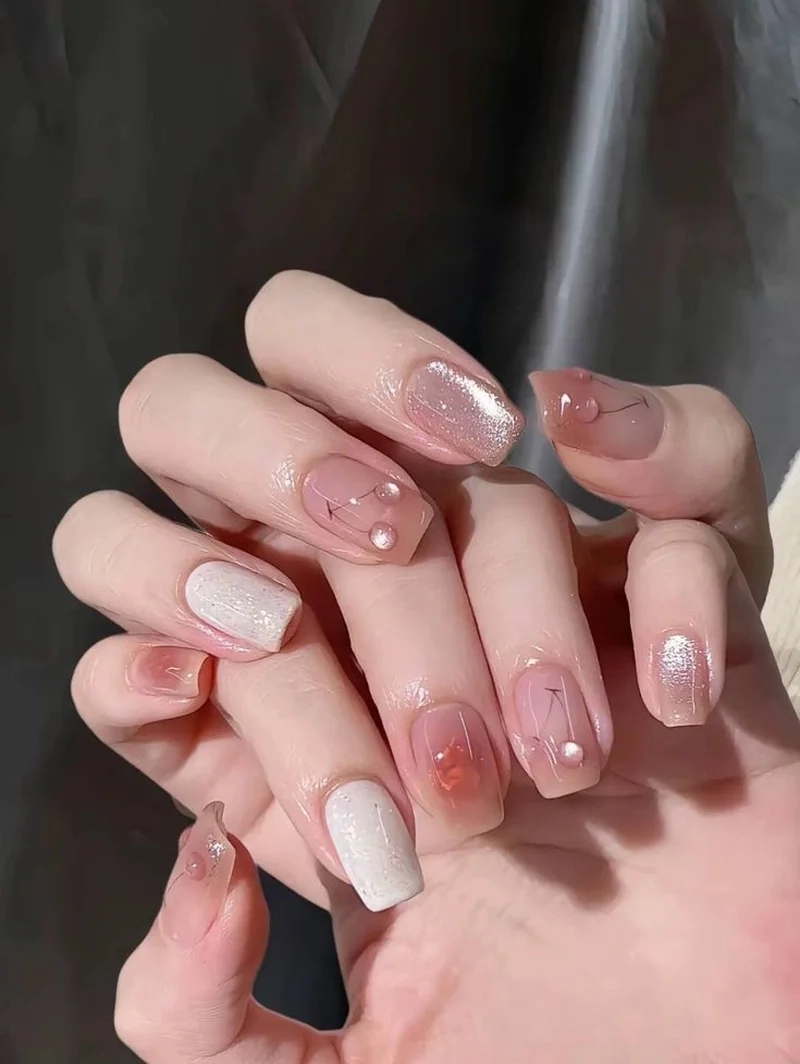 Nail thạch hồng mắt mèo lấp lánh kiêu sa nàng nhất định phải thử