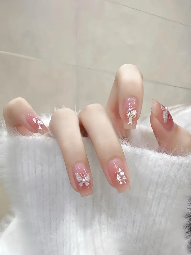 Mẫu nail màu hồng đang là xu hướng nàng nhất định phải thử