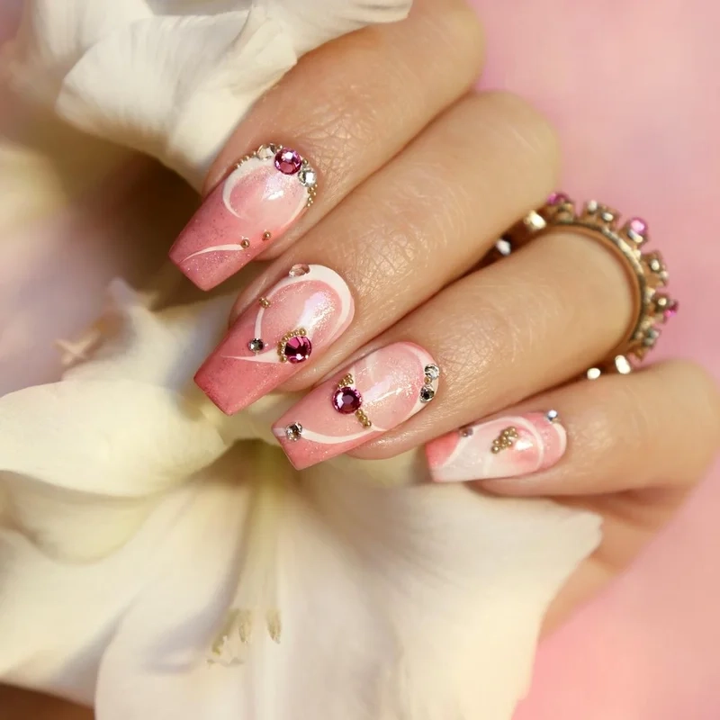 Những mẫu nail đẹp nhẹ nhàng màu xanh mang lại cảm giác tươi mát