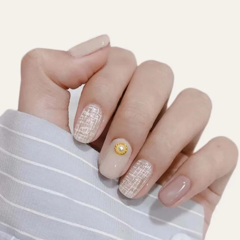 Nail tím pastel nhẹ nhàng mang lại vẻ đẹp lãng mạn