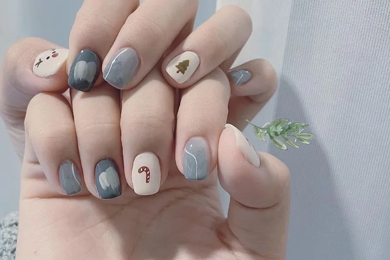 Mẫu nails giáng sinh giúp nàng có đôi tay lấp lánh