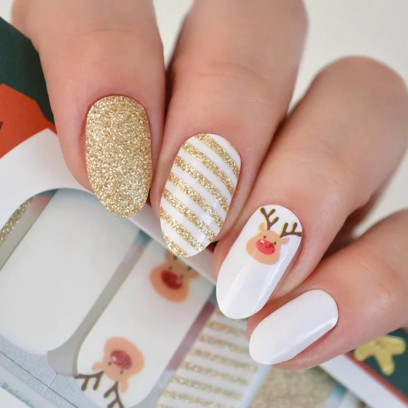 Nail noel trắng phù hợp với mọi phong cách mùa đông